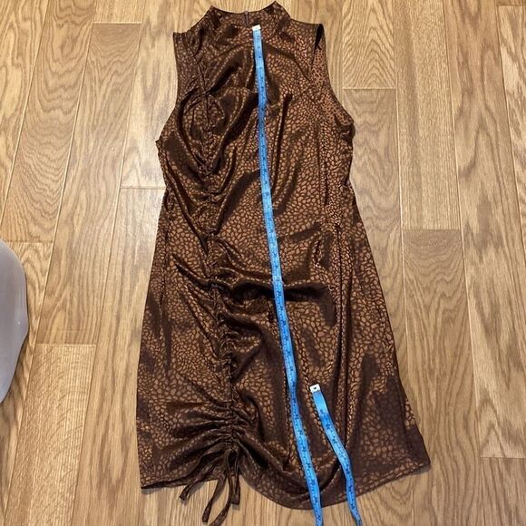 SHEIN Women’s Brown Ruched  Sleeveless Midi Dress (Size Large) NWT - Picture 8 of 12